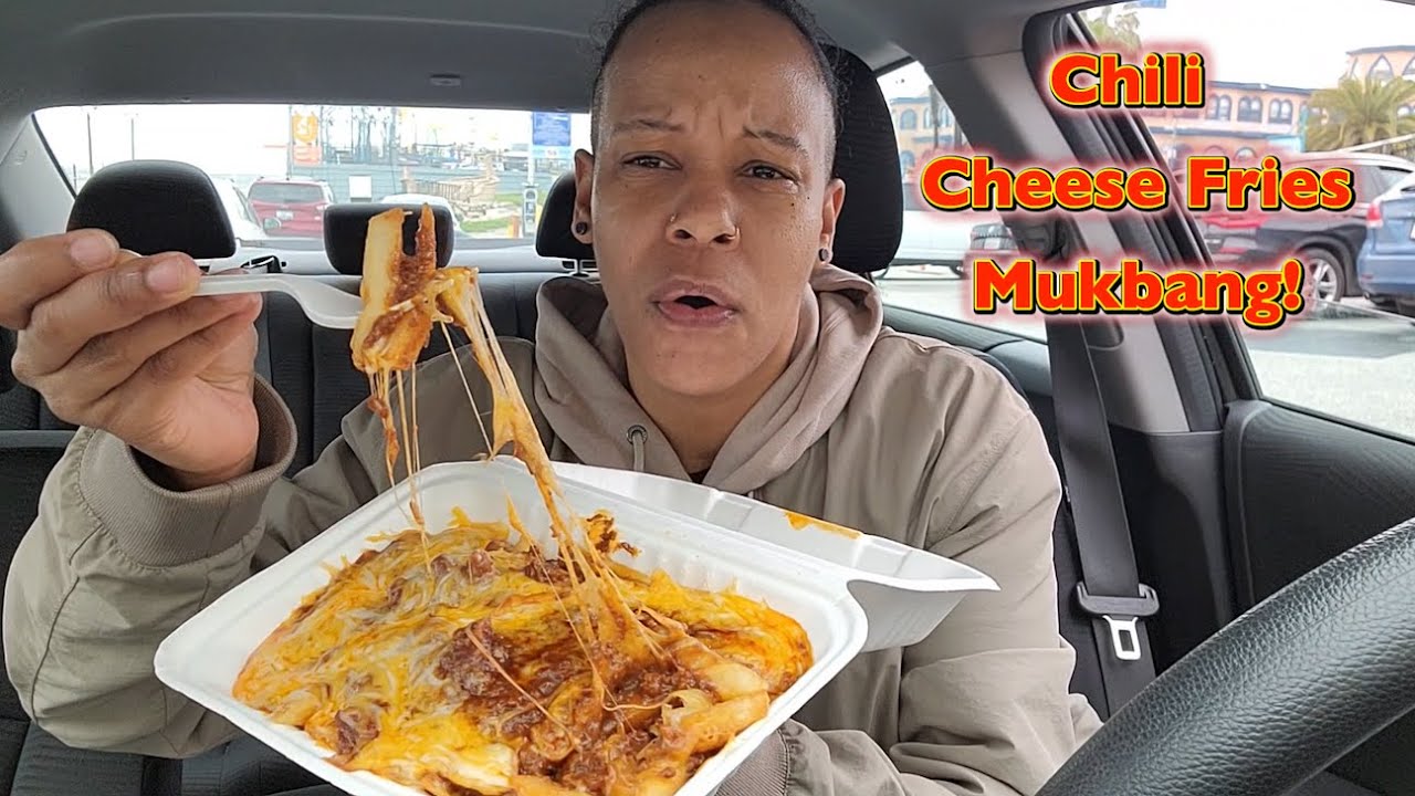 SNUCK OUT TO EAT CHEESY CHILI CHEESE FRIES MUKBANG WITHOUT MY WIFE!