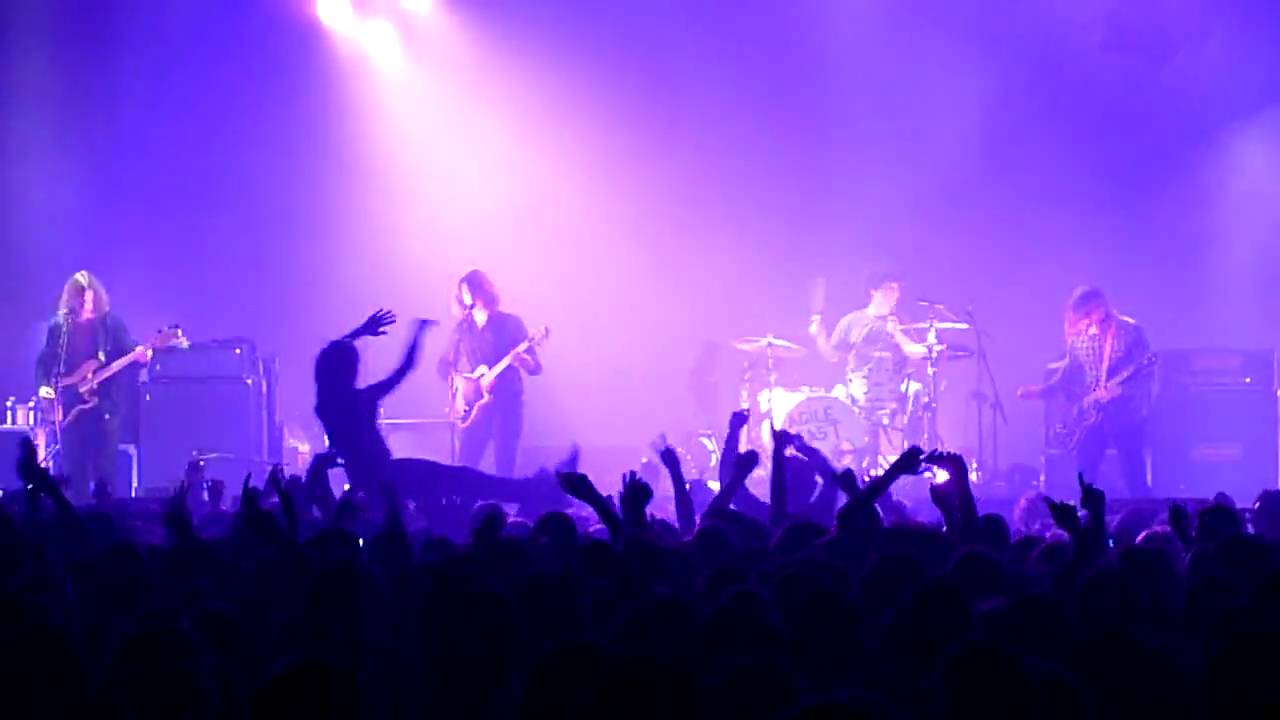 Arctic Monkeys - Still Take You Home + Red Right Hand live @ Liberté de Rennes 29 janvier 2010