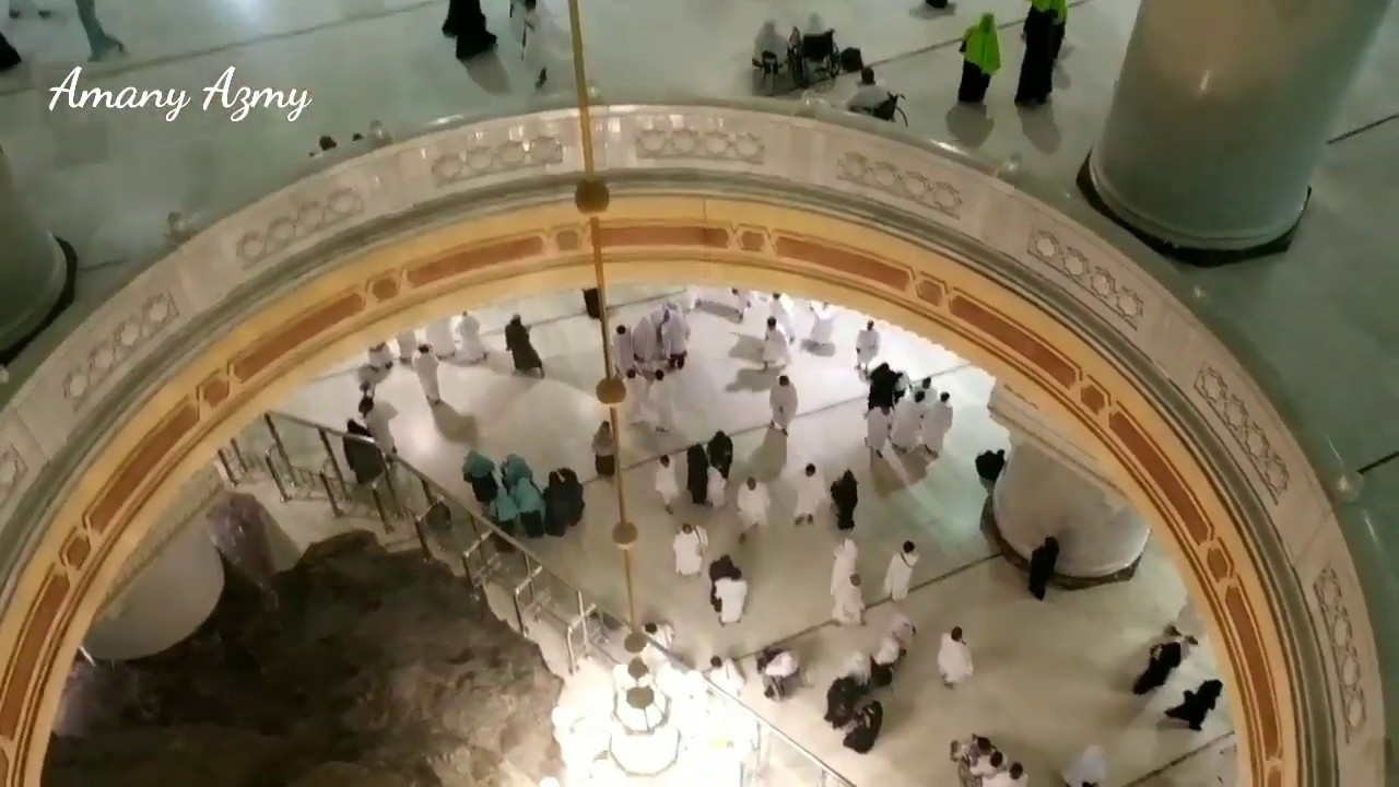 السعي بين الصفا والمروة من المسعي الجديد ( الدور الأخير )