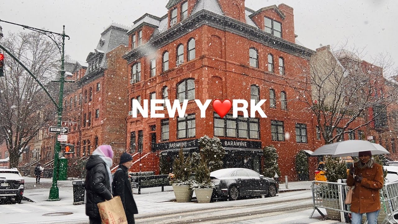 [4K]🇺🇸Beautiful Snowfall in New York City ❄️☃️ Snowy Saturday Walk in Harlem of Manhattan | Jan 2026