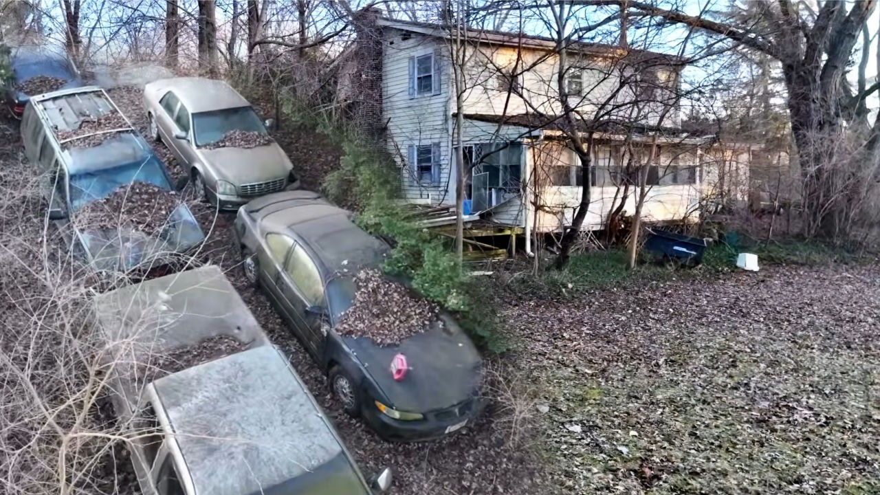 Car Collector's ABANDONED House With Working Power Still On