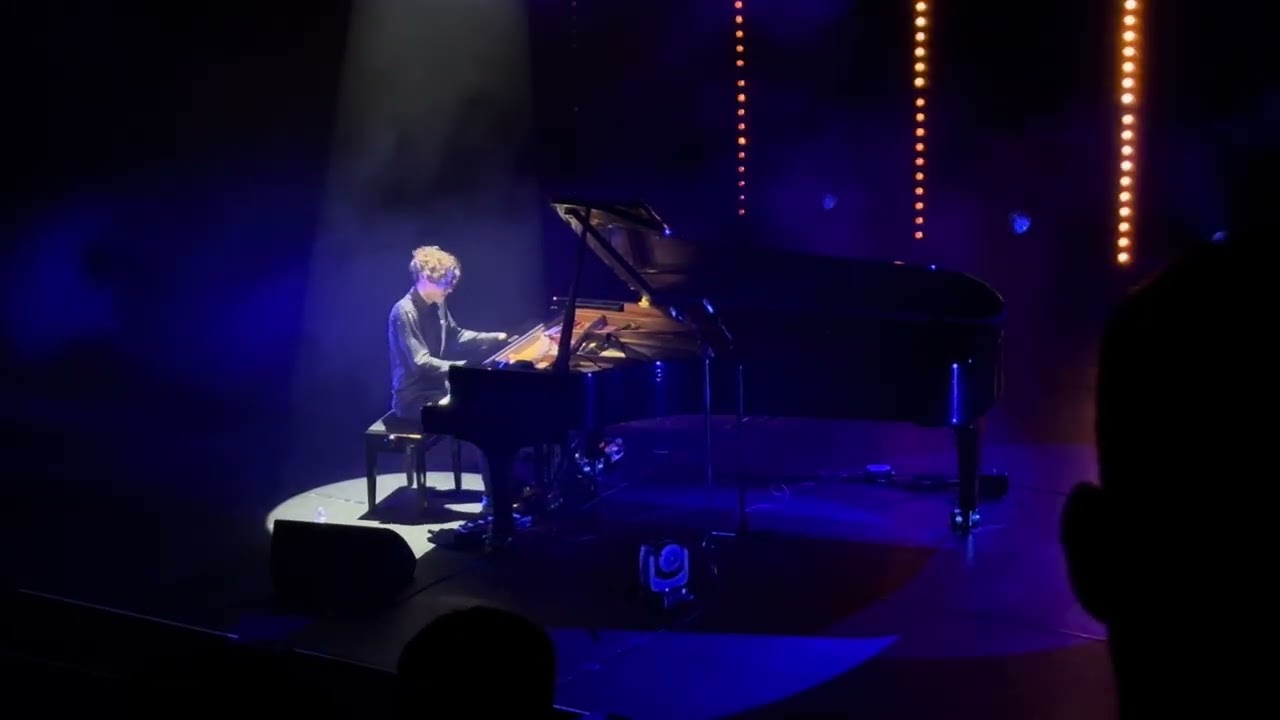 Peter Bence - Bohemian Rhapsody | Live from London Palladium