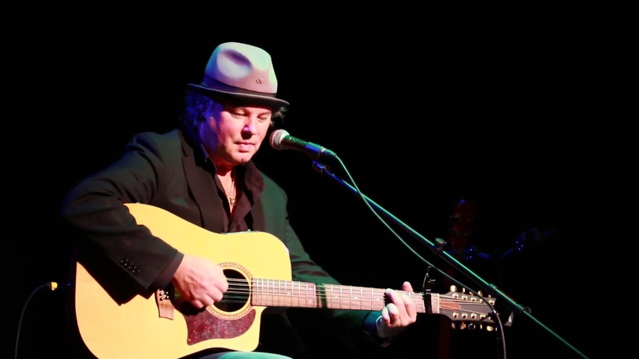 Bruce Guthro Live - Walk This Road