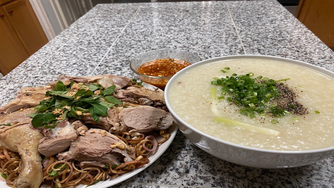 Làm nồi cháo vịt và gỏi vịt bấp chuối ăn với nước mắm ngừng là hết sảy luôn