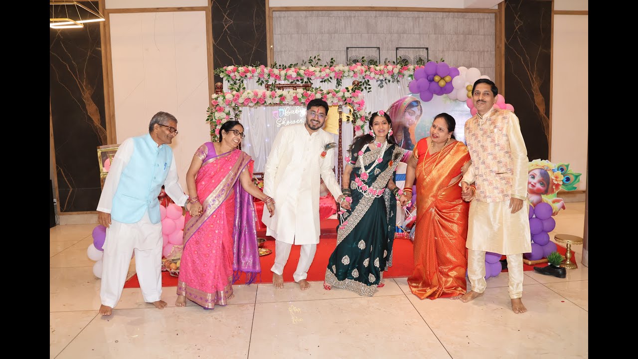 Kuni Yenar Ga | Aai Tu Baba Mi | Namita and Sudhir | Family Dance Performance