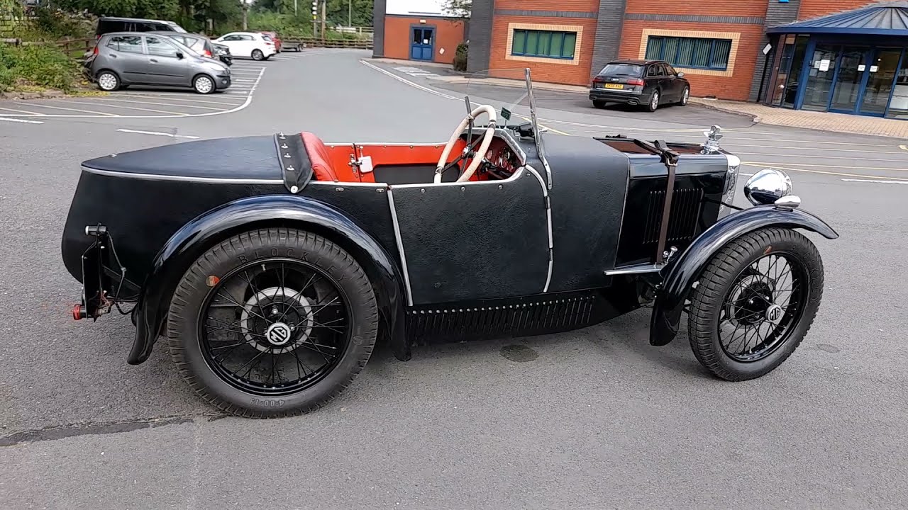 Lot 25 - 1930 MG M-Type