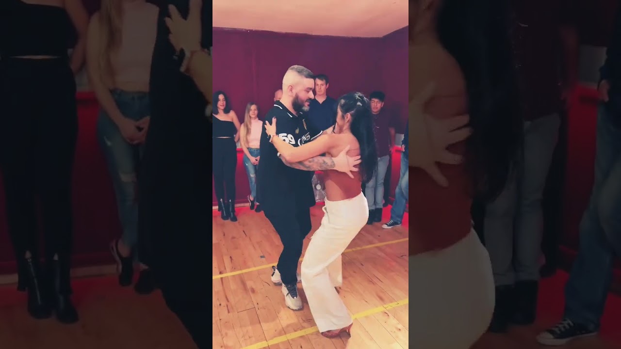 Bailando Bachata 🔥 #bachata #bachatadancers #bachataladystyling #dance #bachatalovers