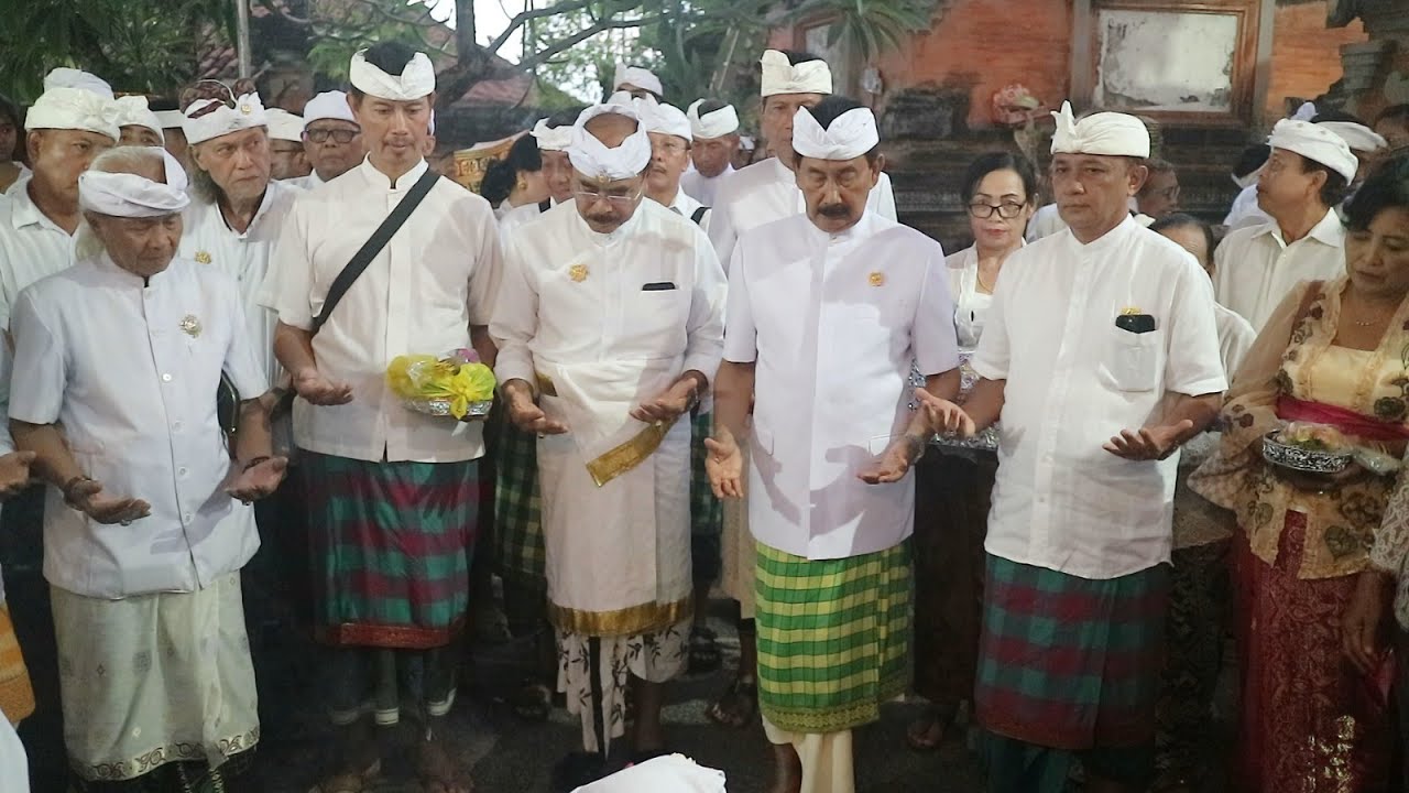 PENGLINGSIR PURI SEBALI PERKUAT KEBERADAAN PURA KAWITAN SRI NARARYA KRESNA KEPAKISAN DI DUKUH GELGEL