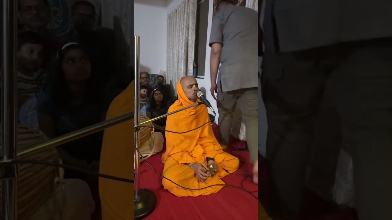 Evening Kirtan by HG Balabhadra Anand Prabhu