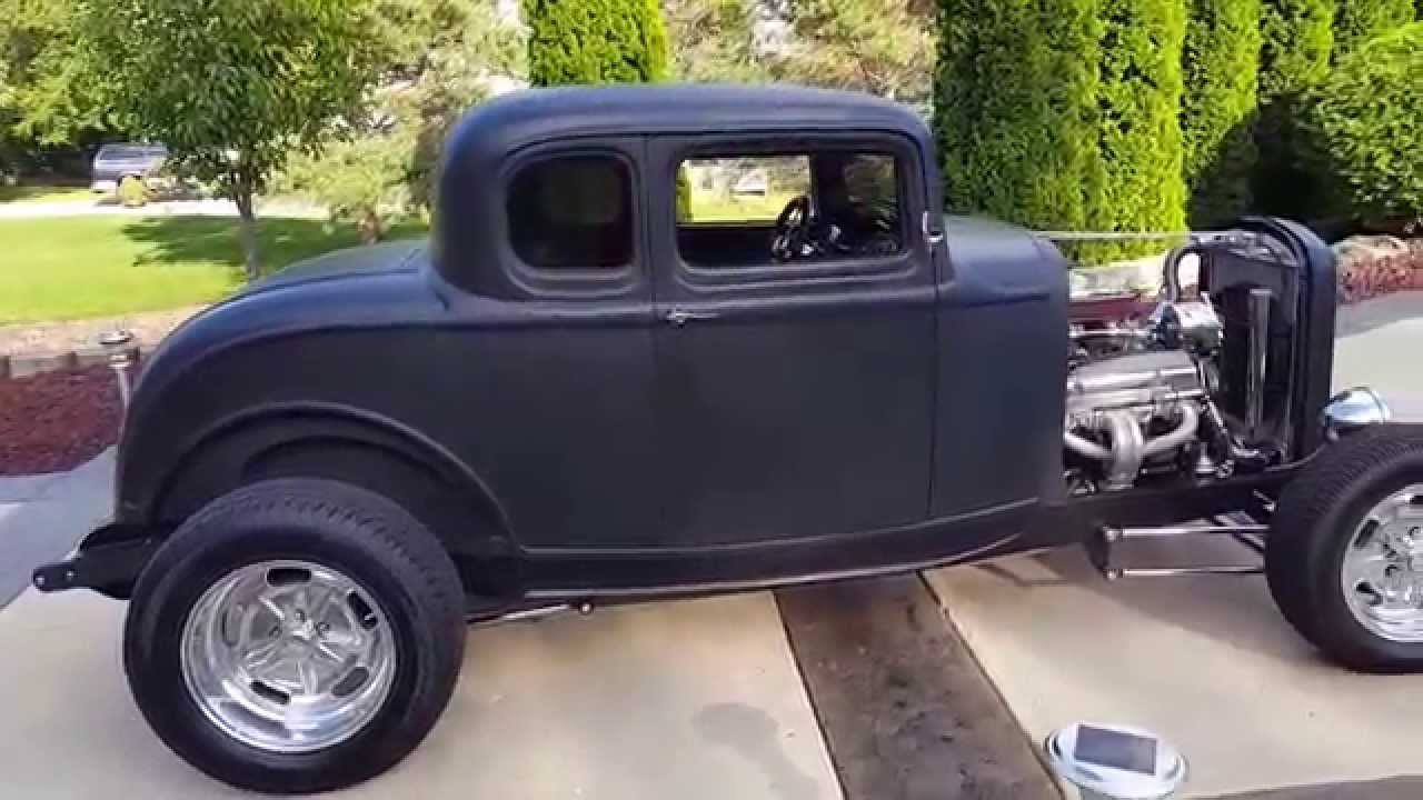 1932 ford 5 window coupe