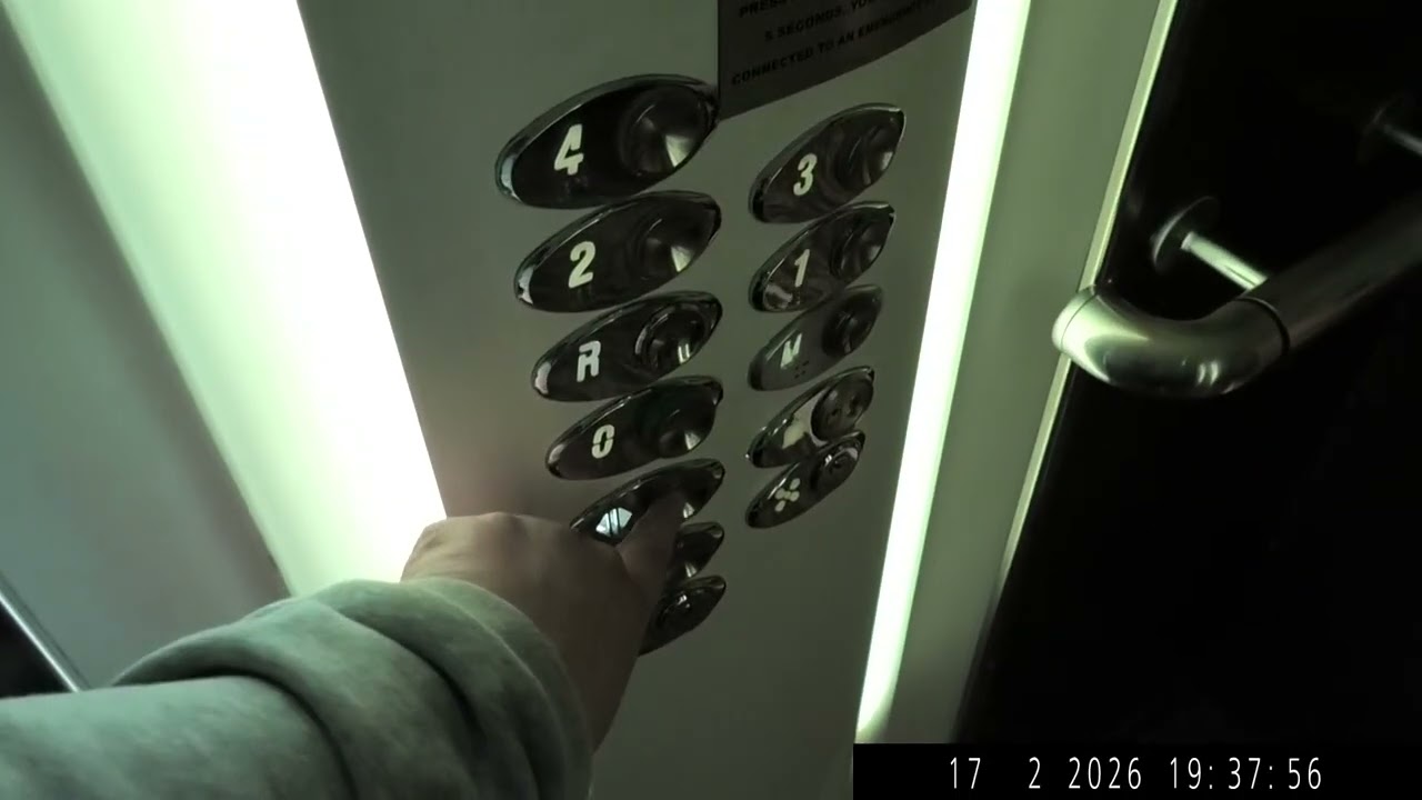 Otis Gen2 Elevators At The Newry Canal Court Hotel