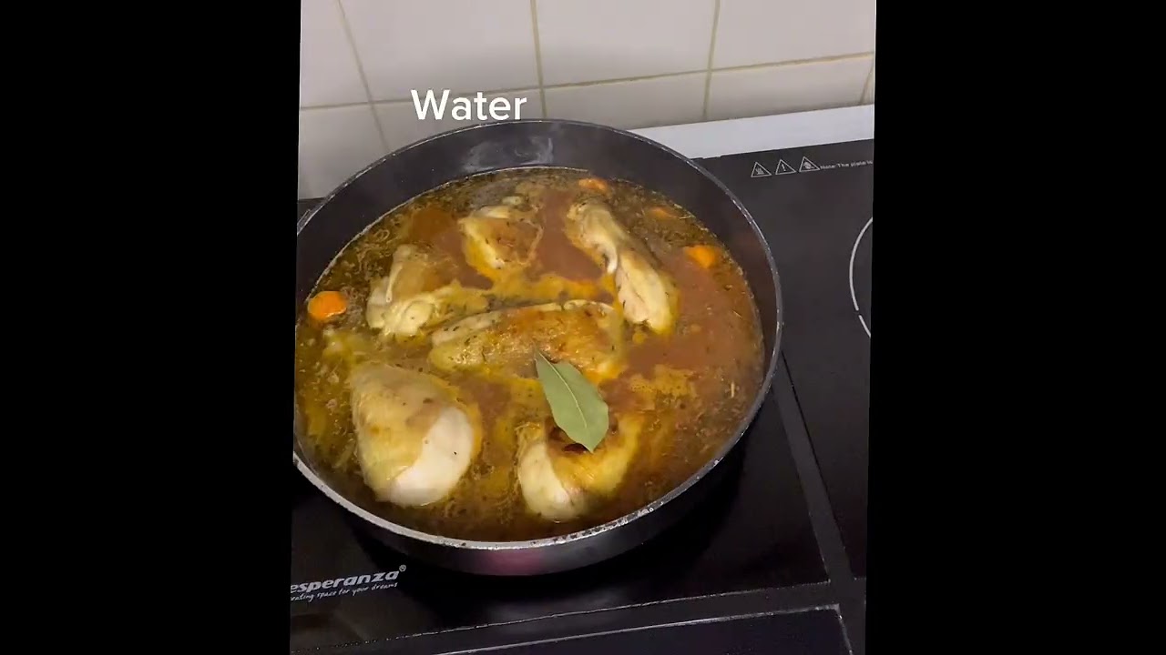 Chicken in Tomato Sauce with Mushrooms and Sweet Bell Peppers