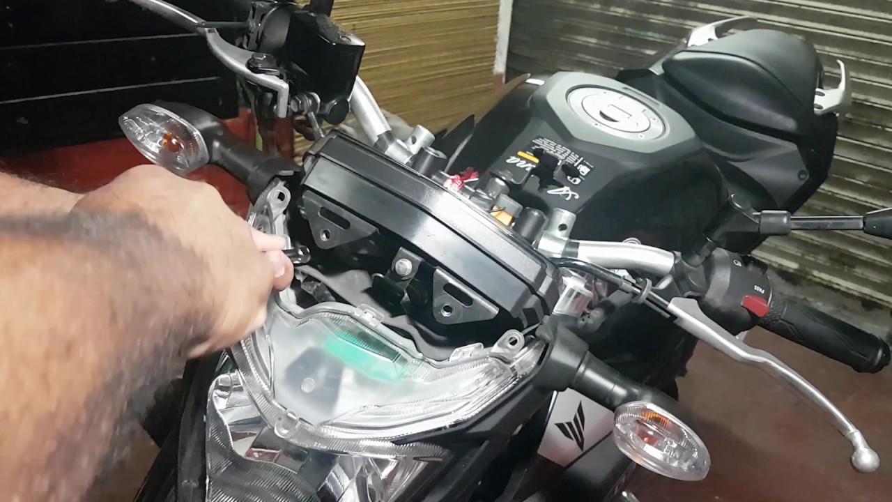 YAMAHA MT 03 Faro Delantero