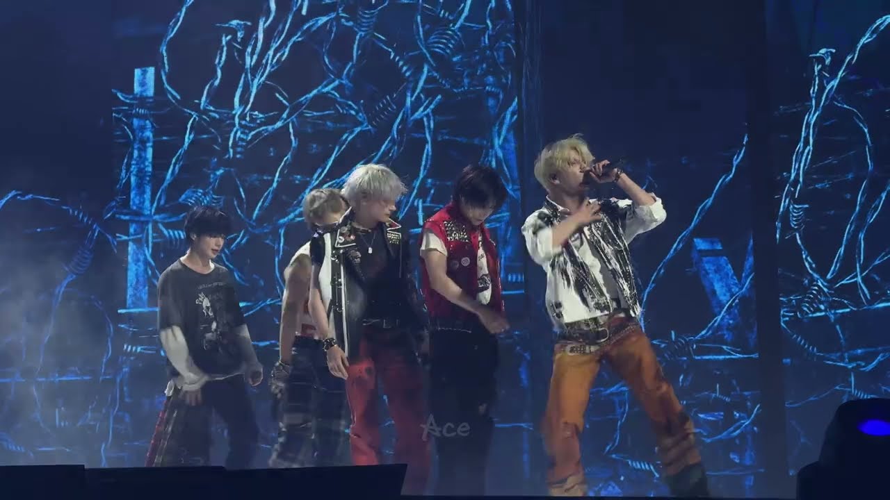 TXT Growing Pain (Dance Break Ver.) & Frost @ ACT : TOMORROW in Seoul Day 1 4K [ACE]