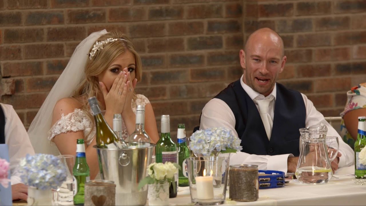 Maid of Honour Raps her Speech to 'ICE ICE BABY' at her sisters wedding! AMAZING!