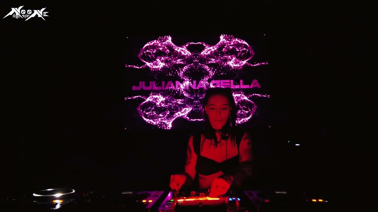 NO ONE X JULIANNA GELLA EDICION: SATURATED XVII