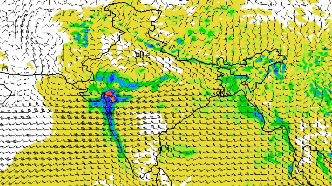 IMD Issues Red Alert for Parts of Gujarat and Maharashtra; Thunderstorms, Heavy Rain Expected