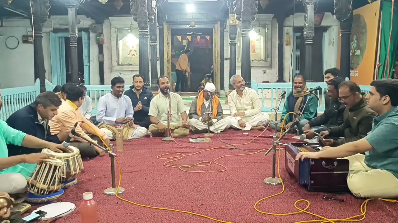 पंढरपुरात काए गाजत वाजत #bhajan #abhang #vitthalbhajan #gajar #kriahnabhajan #rambhajan 