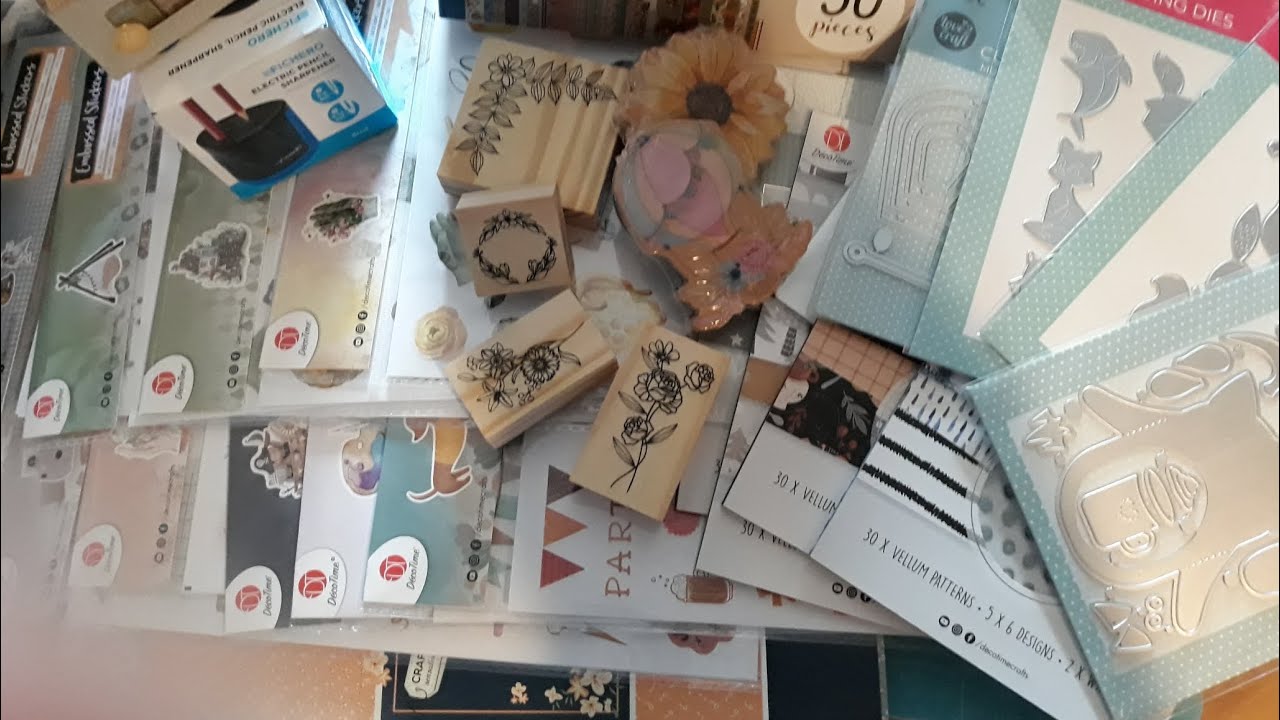Action Haul Sticker Stempel Stanzen und Blöcke und noch vieles mehr