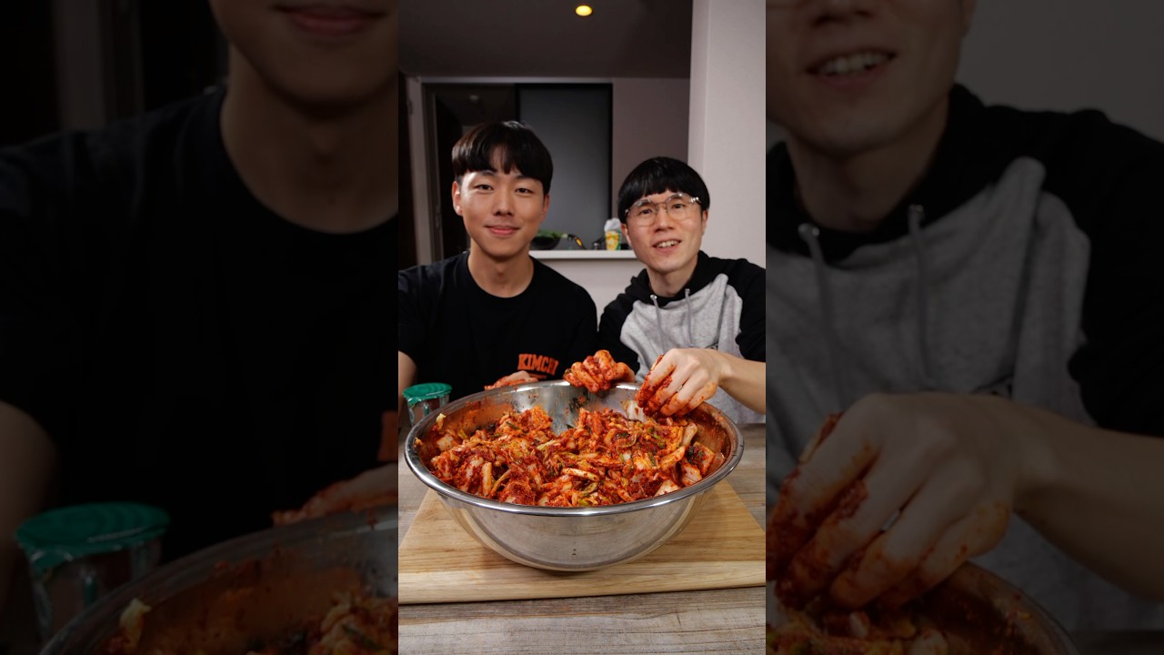 Kimchi tour in 🇯🇵 with @kentycook