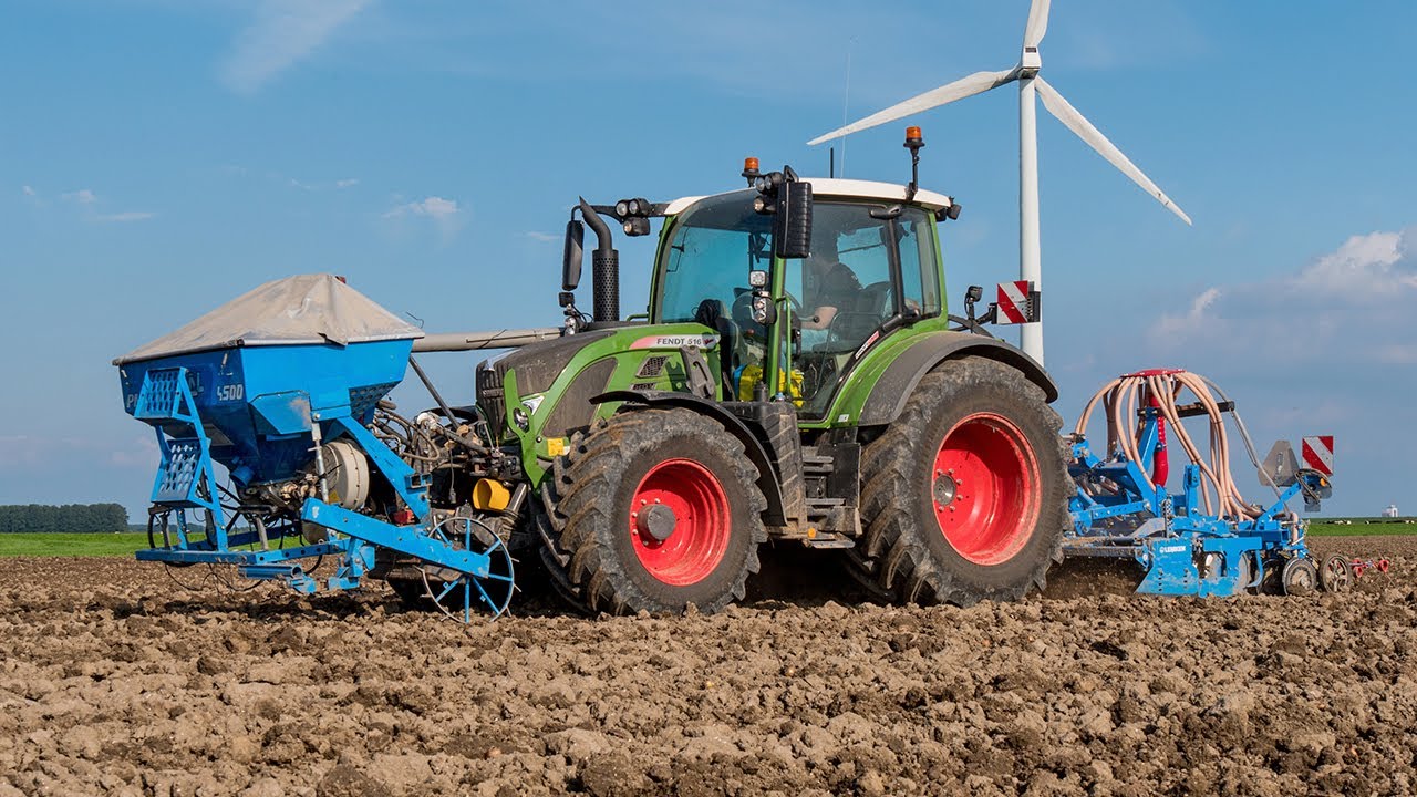 Zaaien en beluchten door Te Winkel Agro met Fendt 516 en Fendt 828 / Lemken / Vegniek