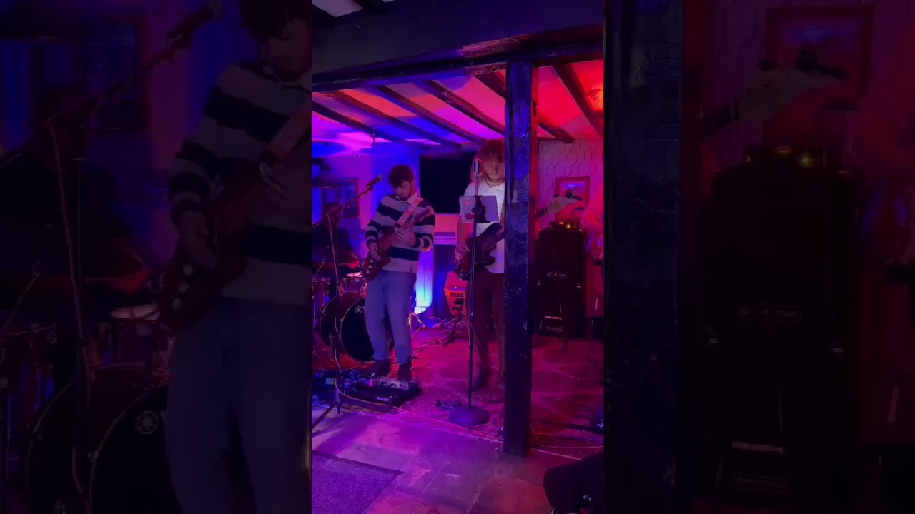 Rude Mood - Red Rooster // King & Queen Highworth // 25/09/2022