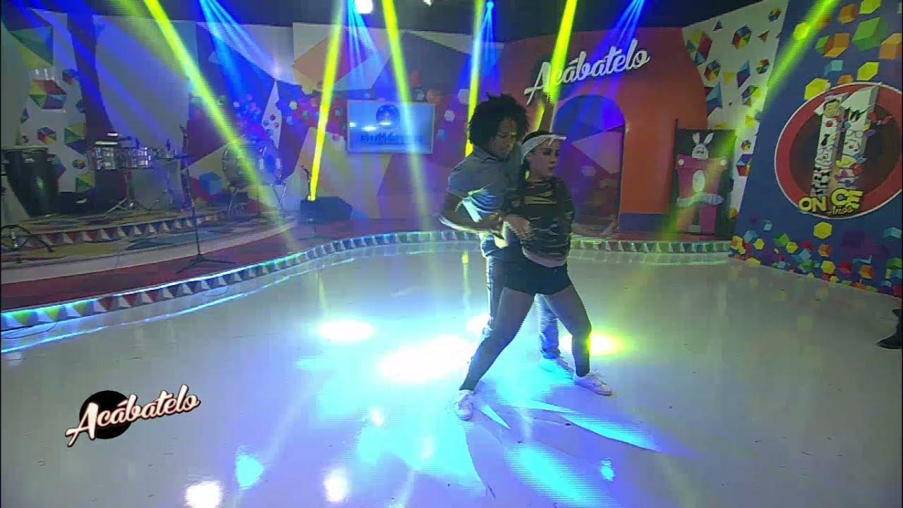 Chocolove demuestra cómo se debe bailar