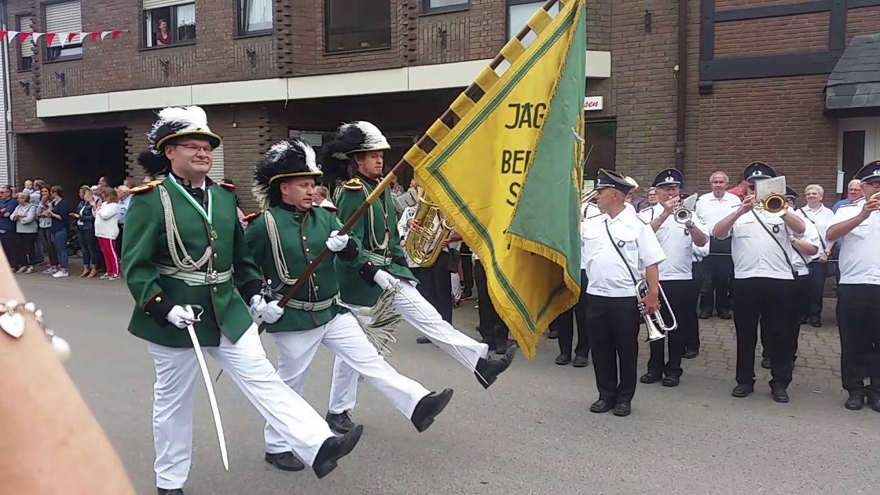 Schützenfest Bedburdyck/Stessen 2018 - Königsparade #2