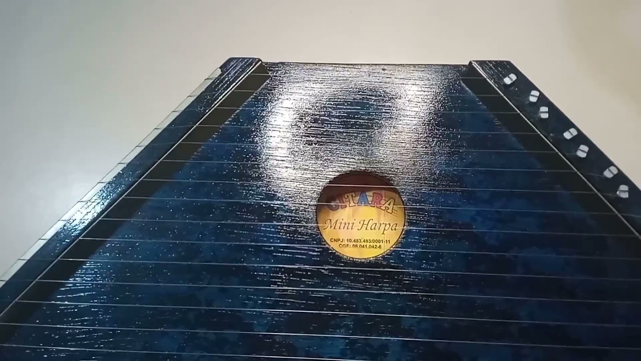 Citara, para quem nao sabe tocar tambem.