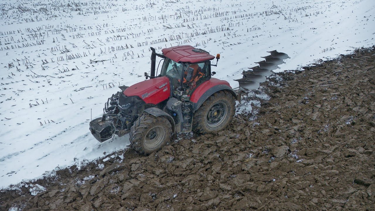 Тяжелая зимняя вспашка Case IH Optum 300 cvx + Lemken EurOpal 8 