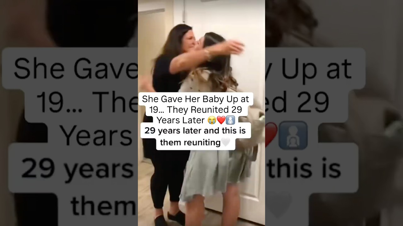 She Gave Her Baby Up at 19… They Reunited 29 Years Later 😭❤️👩‍👧