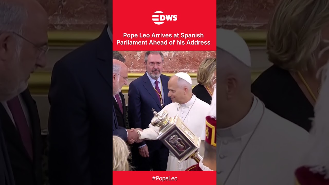 Pope Leo Arrives at Spanish Parliament to Address for the First Time in History | DWS News | AK1C