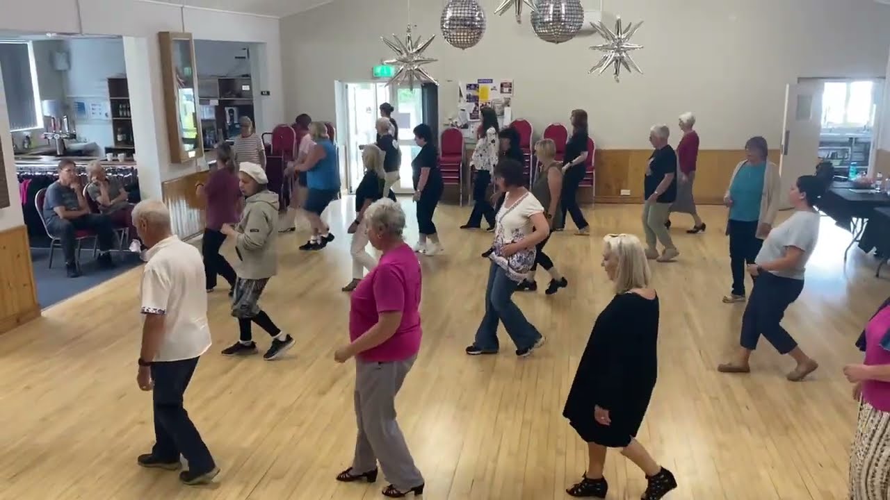 AIN'T IT CRAZY WHAT LOVE CAN DO - LINE DANCE