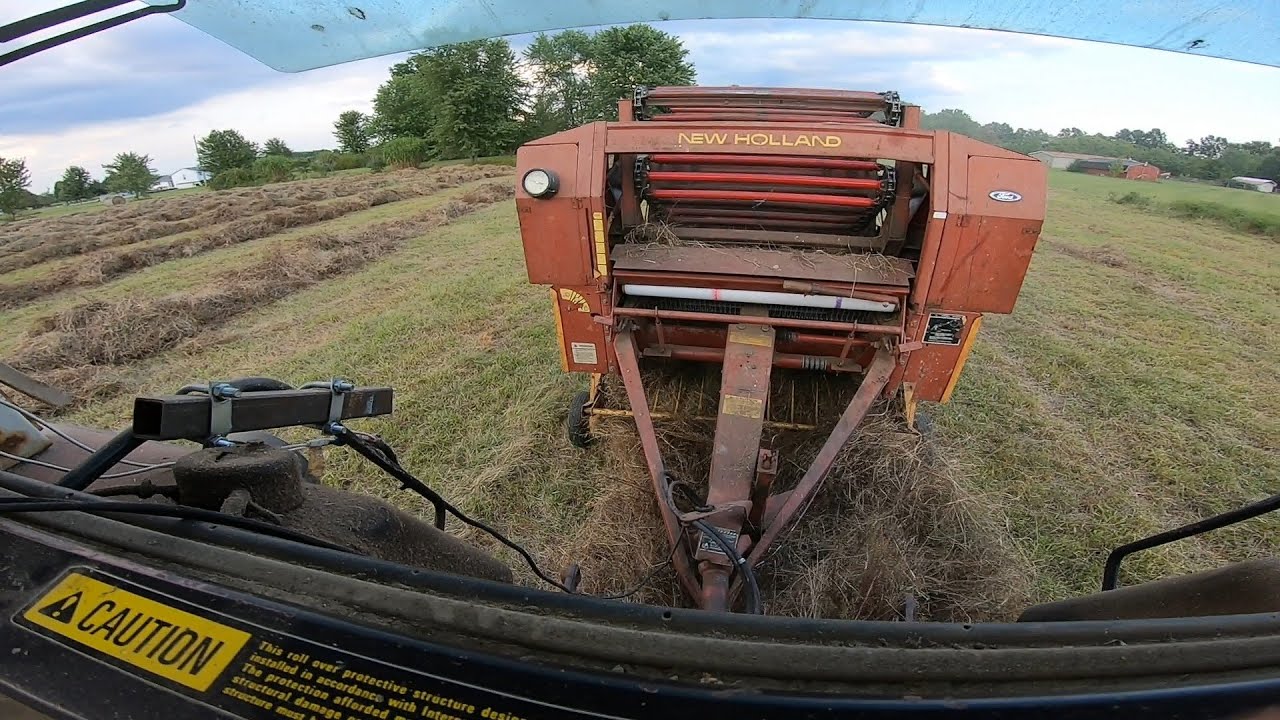 First Time Rolling with NH 848 FastNet Baler