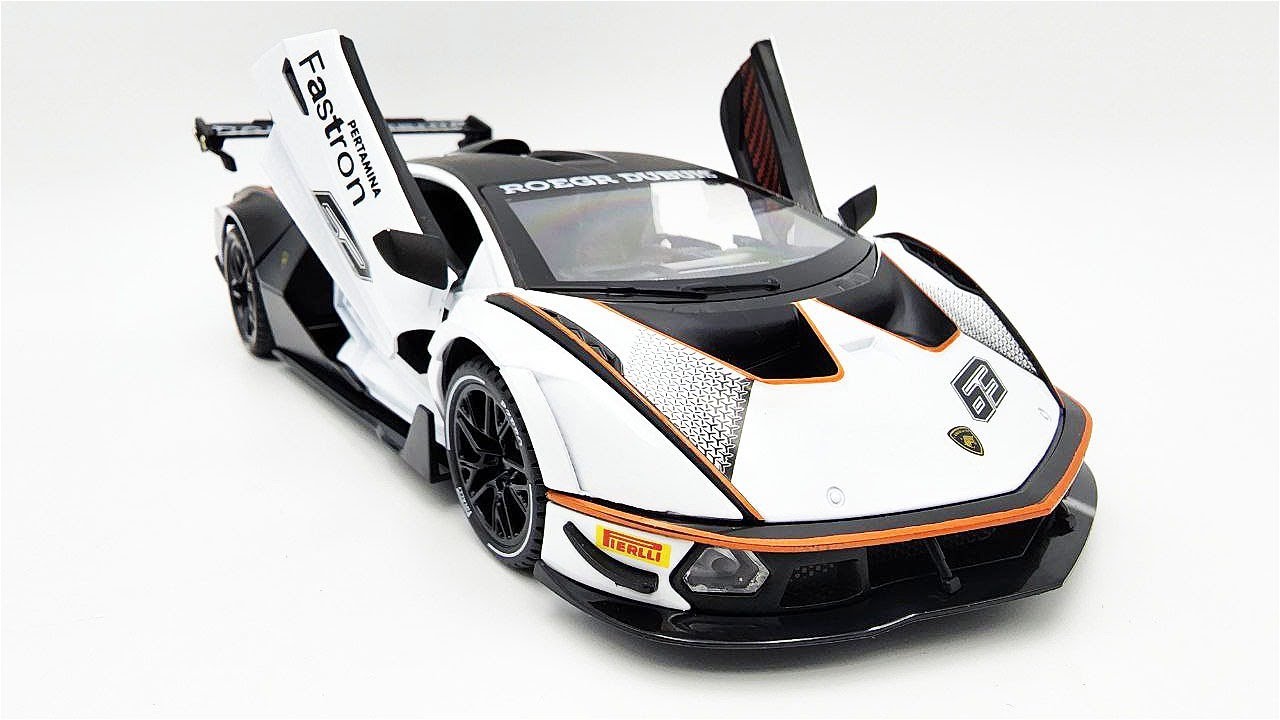 Unboxing 1:24 Lamborghini ESSENZA SCV12 Diecast Model
