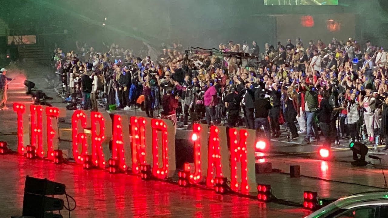 The grand jam. 14.09.2024 Frankfurt am Main.  “Sweet Caroline”