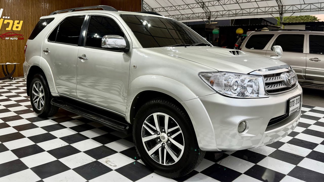 ✅✅ Toyota Fortuner 3.0V 4x4 Auto ดีเซล Top สุด รถสวยมากๆ ภายในเบาะหนัง รถขับขี่ดีสุดๆ ราคานี้ด่วนๆ