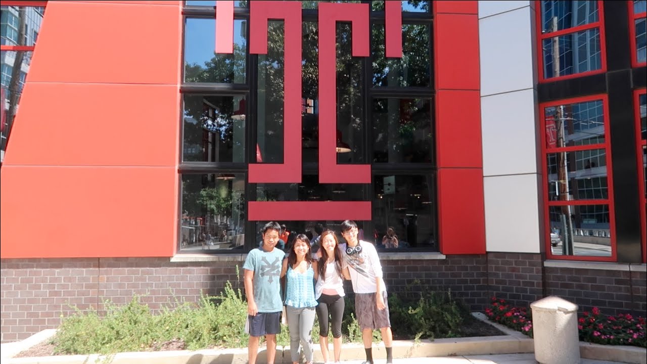 Freshman Move-In Day At Temple University