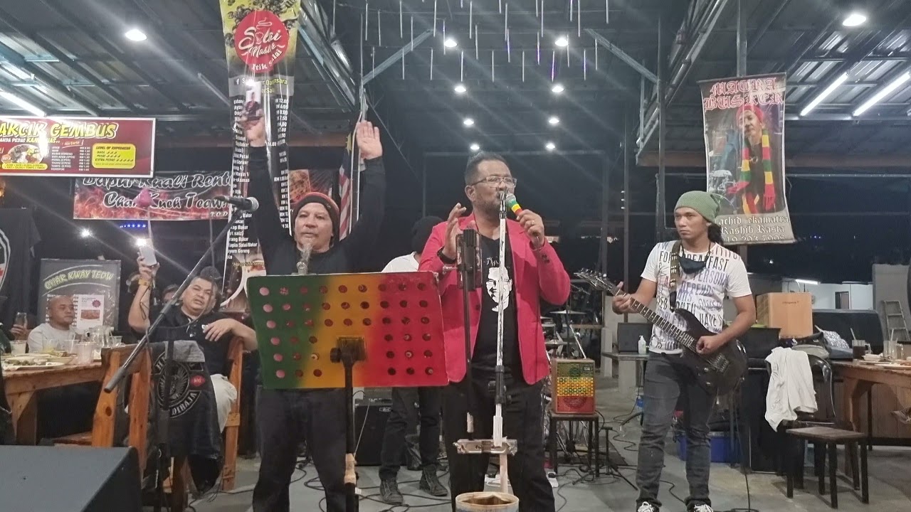 Semua penonton menangis bila Dato Nash nyanyi lagu ku dihalaman rindu . Teringat segala kenangan