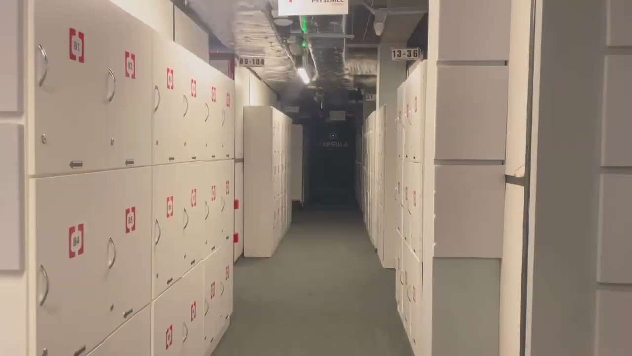 First Time Staying in a Storage Locker Capsule Hostel, an Honest Review!
