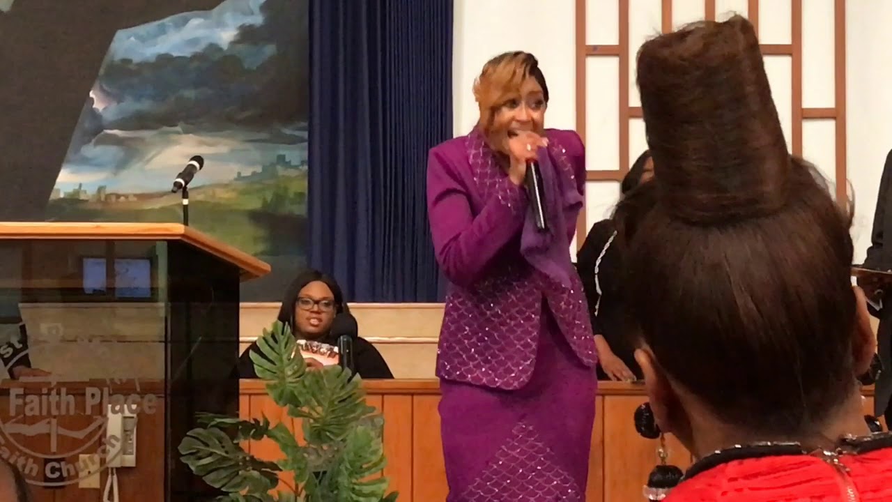 Dorinda Clark Cole - Preaching