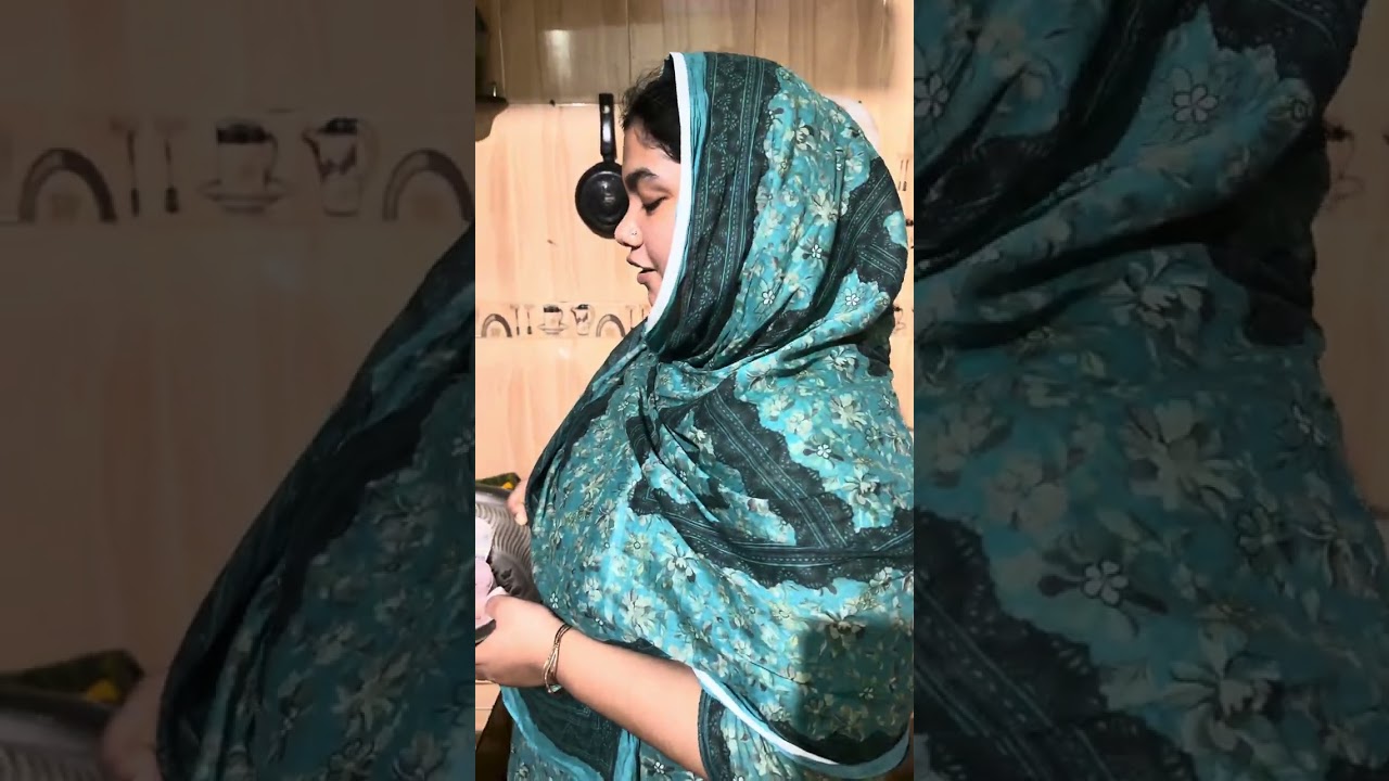 বিয়ের পর এই প্রথম আম্মুর সাথে ইফতার ও সেহরি খাওয়ার সুযোগ হয়েছে আলহামদুলিল্লাহ 🥰🥰