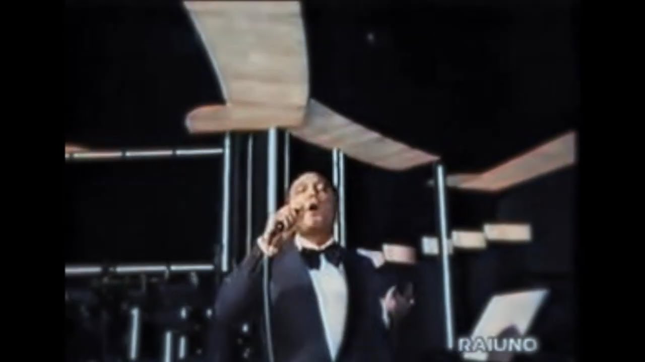 Claudio Villa Tu Ca Nun Chiagne Live 1972 Canzonissima - Video a Colori