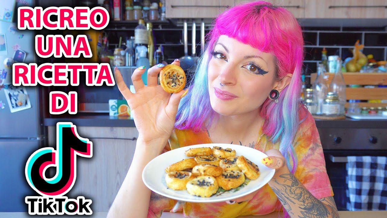 RICREO UNA RICETTA DI TIK TOK | SNACK CINESI ALLA BANANA
