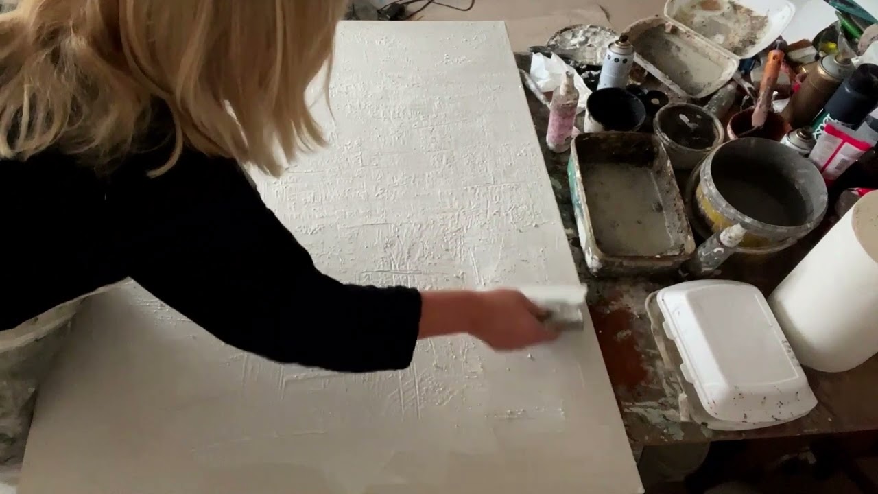Grundierung, ein Kunstwerk entsteht. Mischtechnik by Cornelia Hauch