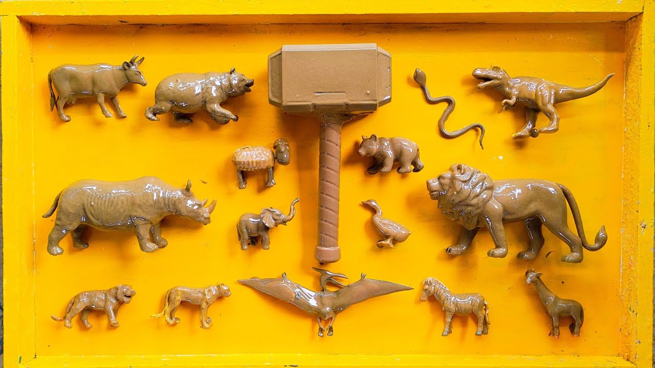 Membersihkan Hewan Gajah, T Rex, Sapi, Domba, Singa, Badak, Pterosaurus, Bebek, Jerapah, Palu Thor