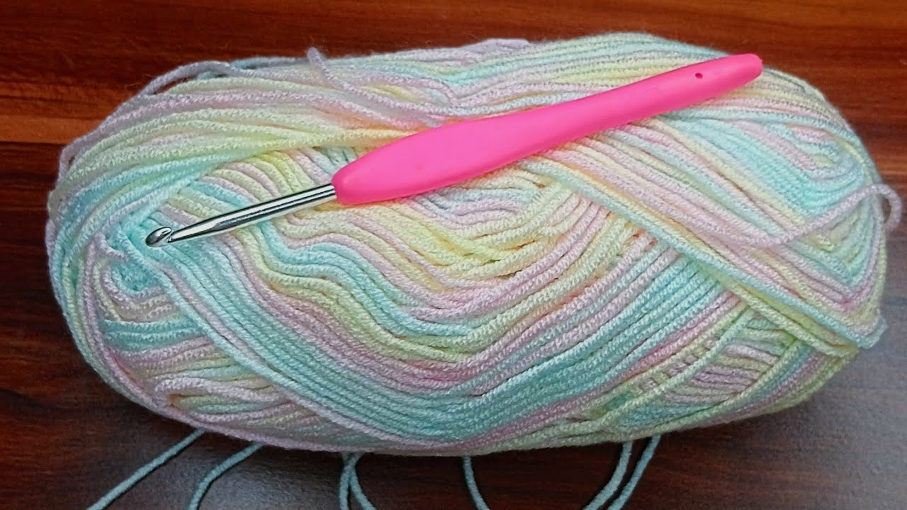 Ideal For Blankets! 🧶Very new invention!! I have never seen this technique in crochet stitch before.