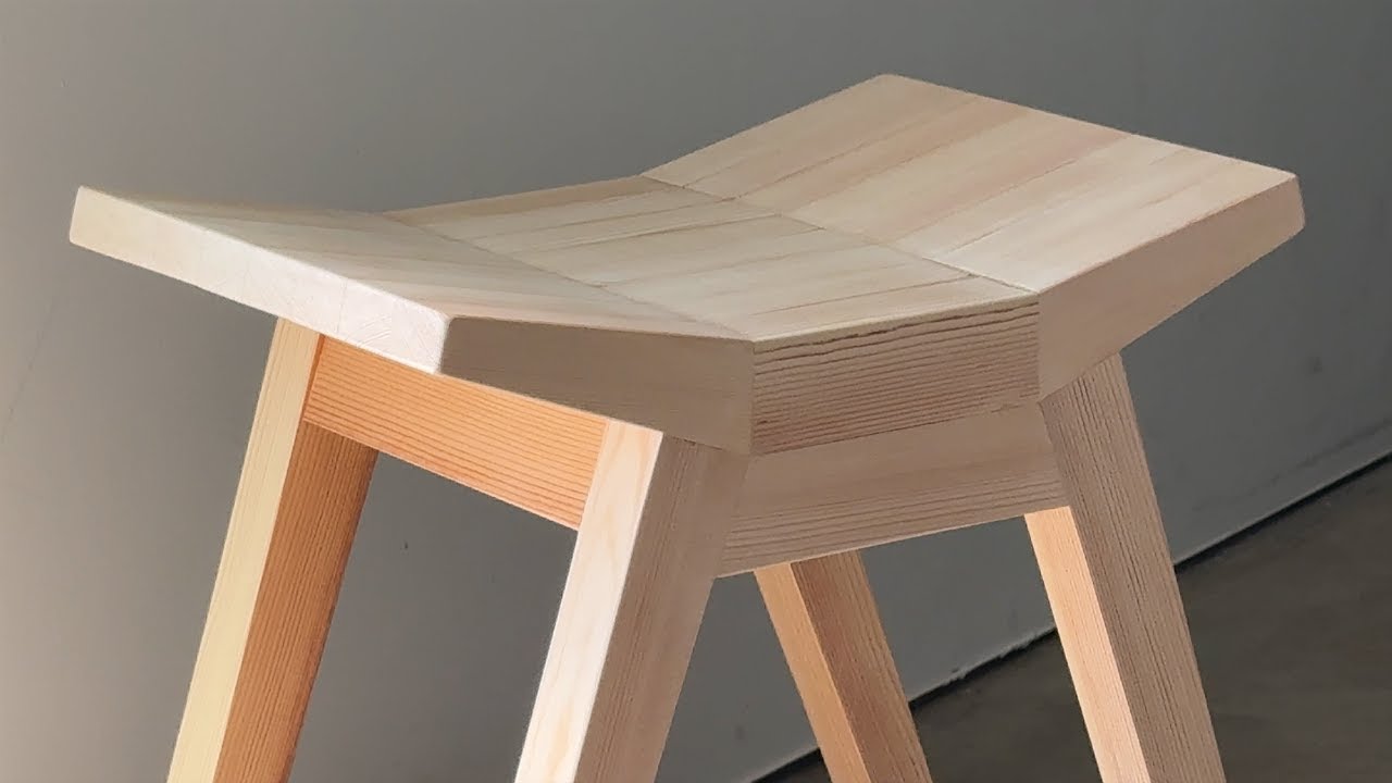 一種類の角材から作るスリムなスツール