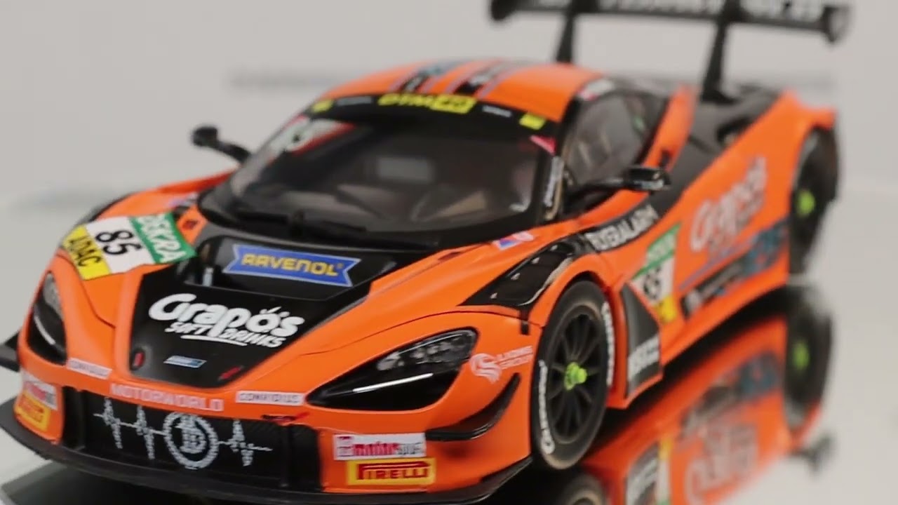 Carrera Digital 132 McLaren 720S GT3 D&ouml;rr Motorsport #69 32075