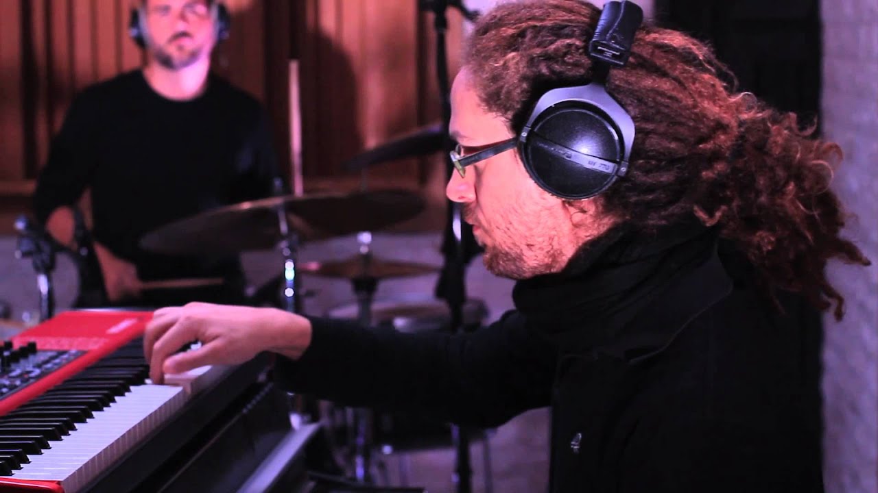Alex Drakos Trio - Tora (Lizard Sound Sessions)